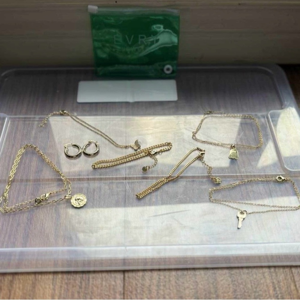 7 Pieces of Jewlery from Evry Jewels